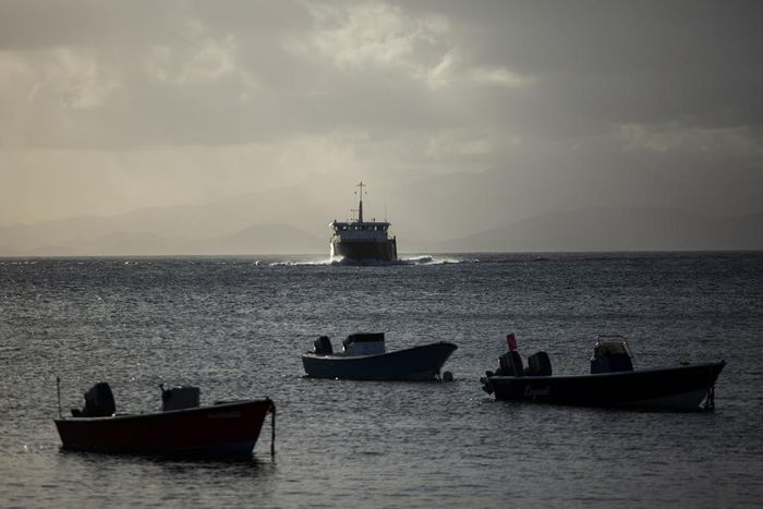 Hungry People and an 'Abandoned' Hospital: Puerto Rico Waits as Washington Bickers