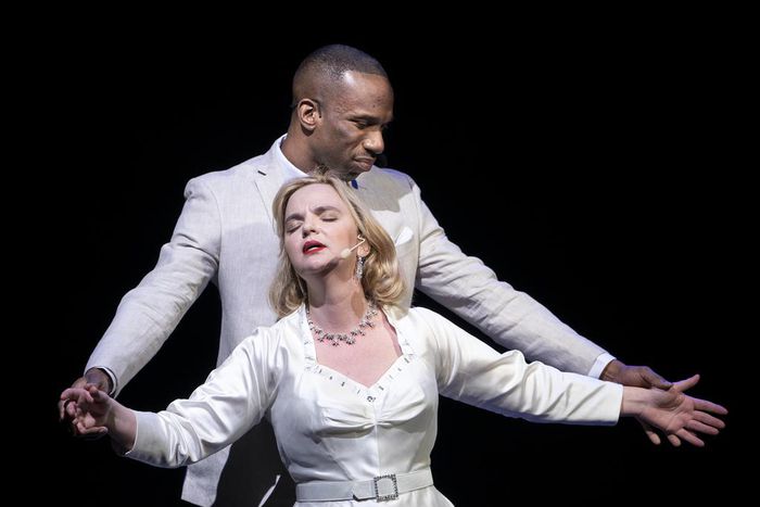 Glenda Jackson Rules a Muddled World in 'King Lear'