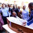 Pastor Lukau waking Elliott from the dead. (Weekly Xpose)