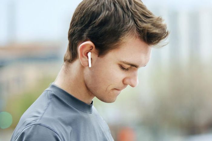 Scientists Warn AirPods Pose Cancer Risk