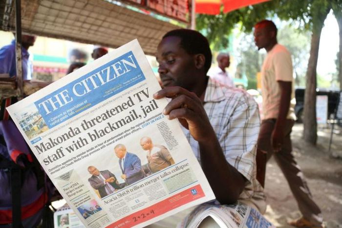 Tanzanian newspaper "The Citizen" has been suspended for a week after officials accused it of falsely reporting currency exchanges