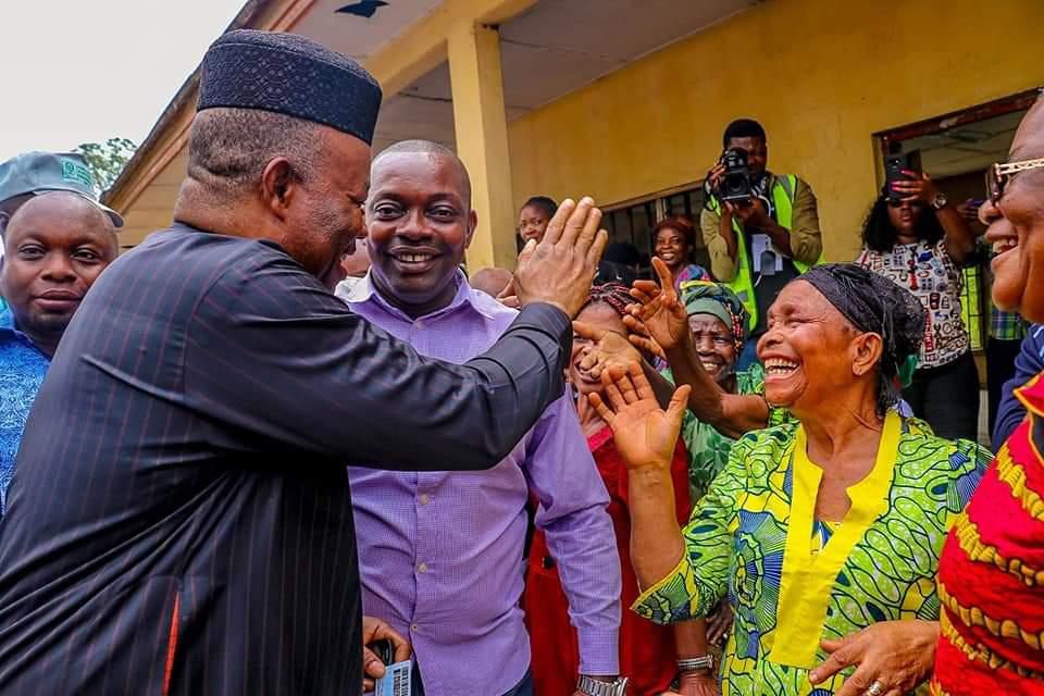 APC Wins Godswill Akpabio’s Polling Unit INEC voters1