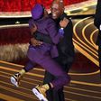 The moment Spike Lee jumped on Samuel L. Jackson during the awards night [PULSE]