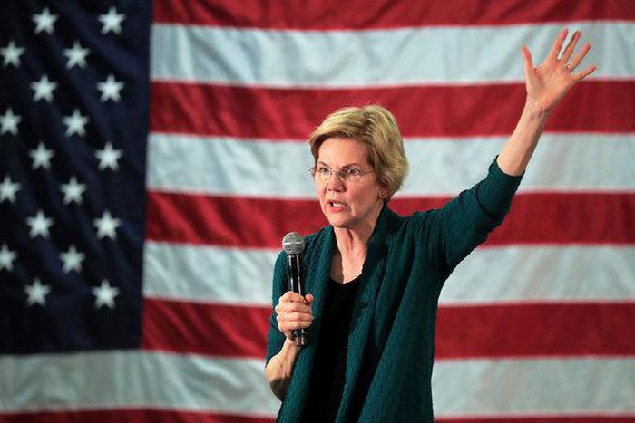 Warren calls for ending electoral college