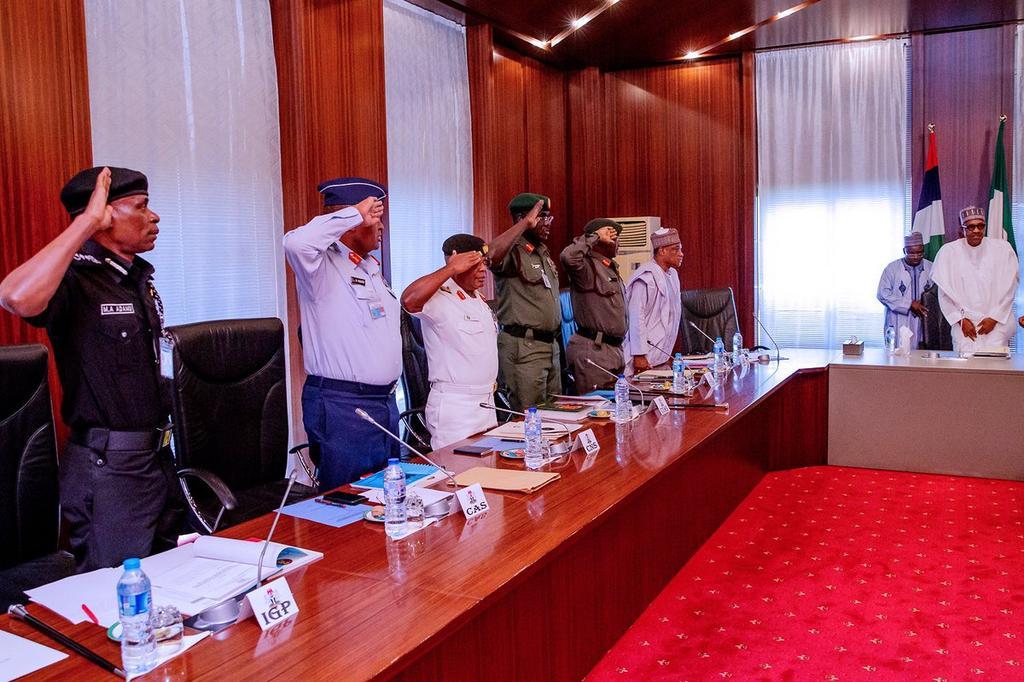 Security Chiefs keep mum after meeting Buhari [Twitter/@BashirAhmaad]