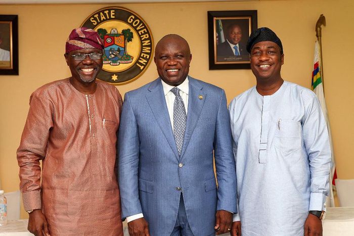 Governor and deputy governor-elect [Twitter/@jidesanwoolu]