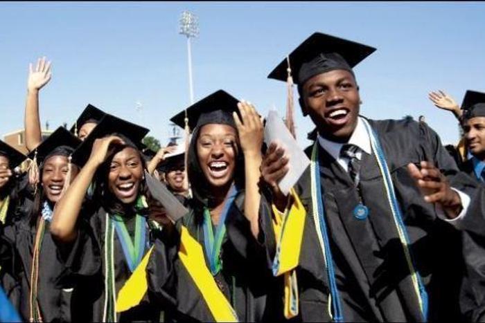 U.S woos Nigerian students to its over 1000 community colleges [dailynigerian]