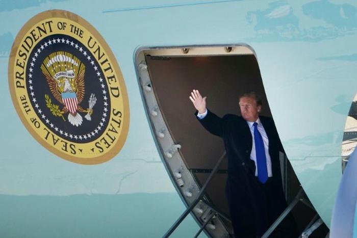 US President Donald Trump boards Air Force One before departing from Joint Base Andrews in Maryland, February 25, 2019, bound for a two-day summit in Hanoi, Vietnam with North Korean leader Kim Jong Un