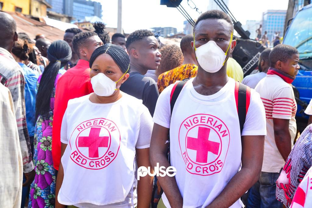 Members of the Red Cross at the scene (Pulse)