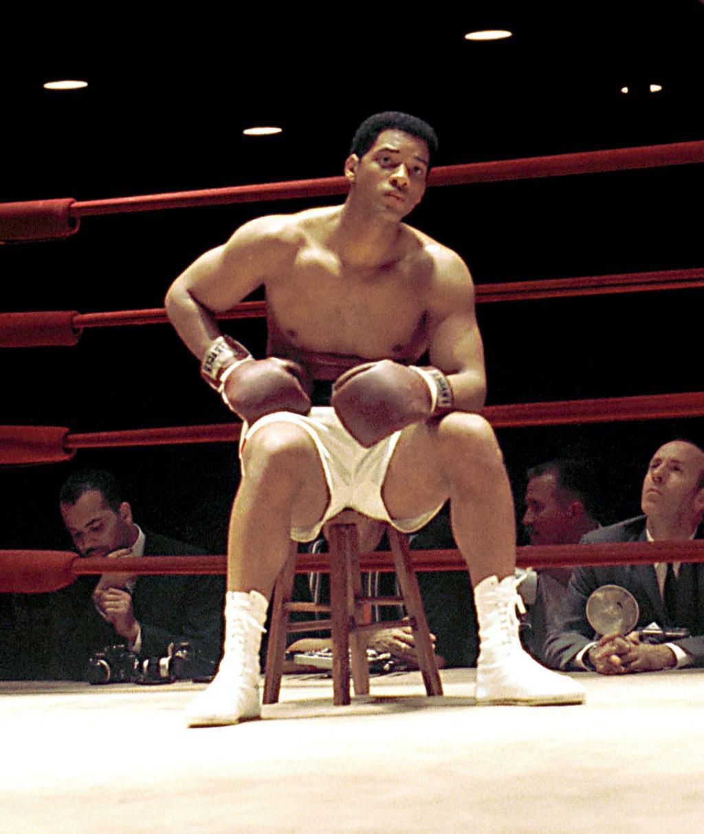 Smith in Ali (2001)