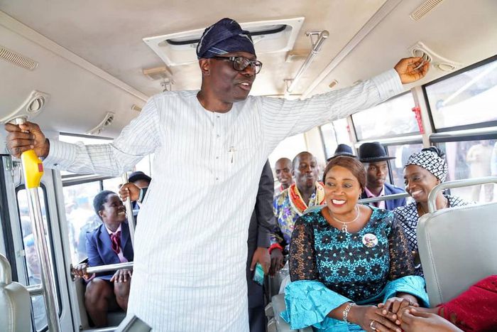 Sanwo-Olu donates bus to Bethesda Home, restates commitment to electoral promises