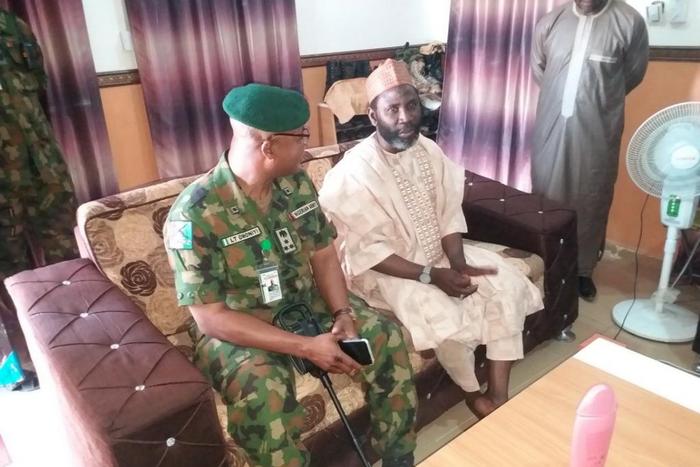 Army confirms rescue of Sheik Suleiman, 5 others in Katsina State [Twitter/@HQNigerianArmy]