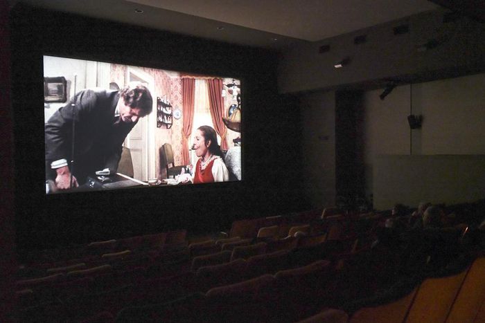 How a Movie Projectionist Keeps the Dying Art of Celluloid Alive