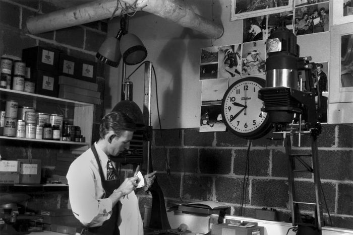 Ed Westcott, a Singular Eye at the Dawn of the Atomic Age, Dies at 97