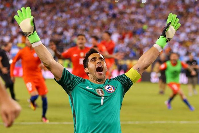 Chile goalkeeper Claudio Bravo celebrates after his team's victory over Argentina in the 2016 Copa America Centenario