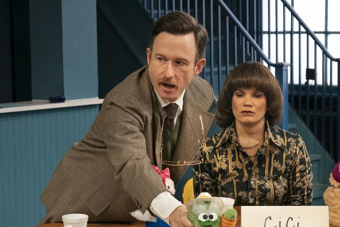 Review: Puppets and Power in a Marvelous 'Mrs. Murray's Menagerie'