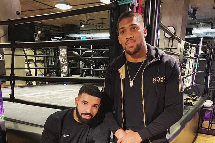Drake and Anthony Joshua (Instagram/champagnepapi)