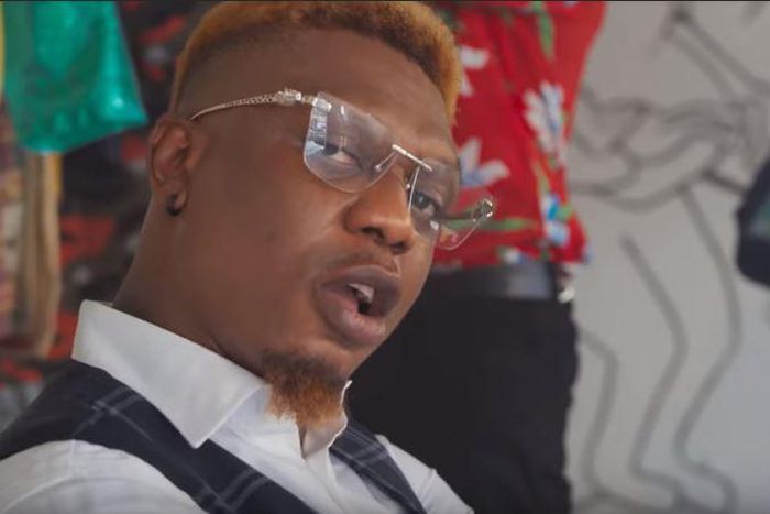 Reminisce drops video for latest single 'Oja' [Youtube/Reminisce]