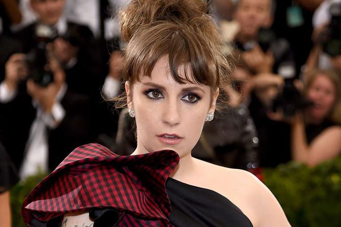 Lena Dunham Posts A Confident Lingerie Photo