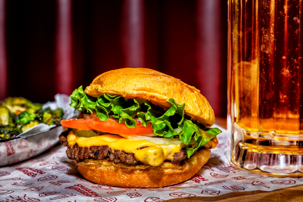 The Healthy Burger Chains Out to Topple McDonald's