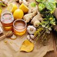 The benefits of honey and garlic [Dabur]