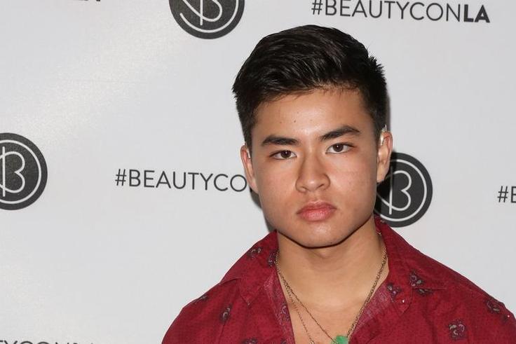 Deaf, Trans Artist to Play Superhero on Titans