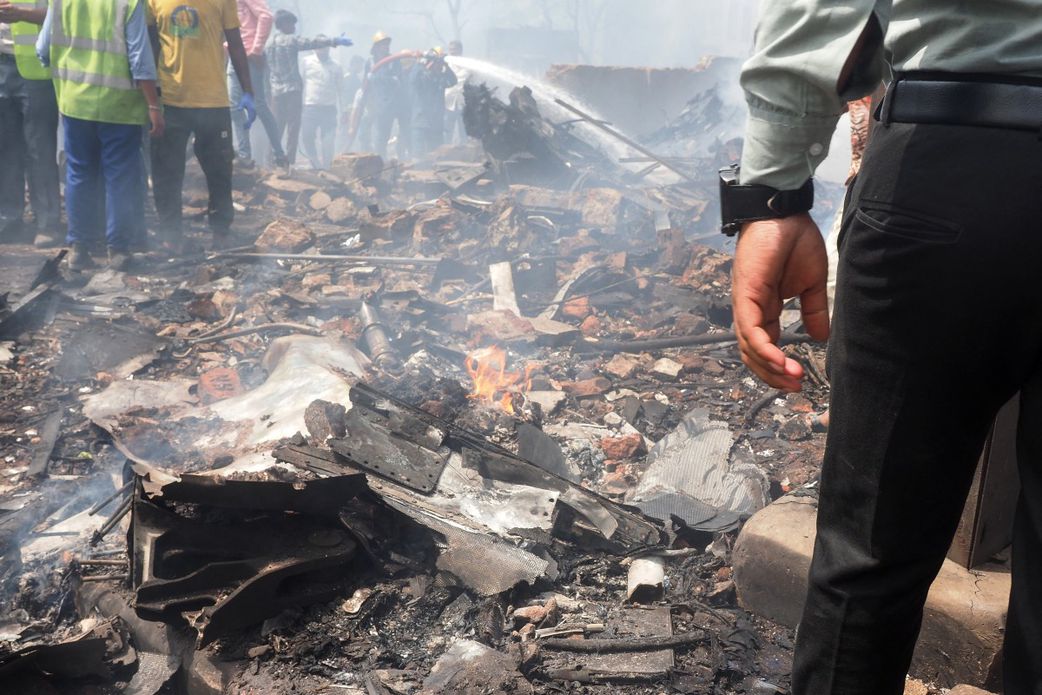 India plane crash kills dozens on the ground as death toll hits 279