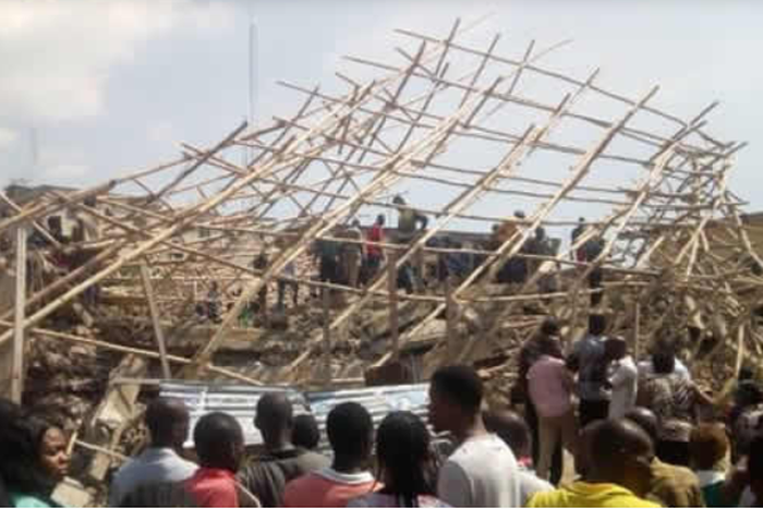 Two month after a tragic building collapse in Lagos, another buidling under construction collapsed in onitsha (Punch)