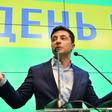 Ukraine's incoming president Volodymyr Zelensky, a political novice, has yet to be inaugurated but already faces what analysts call a "dangerous trap" set in the US