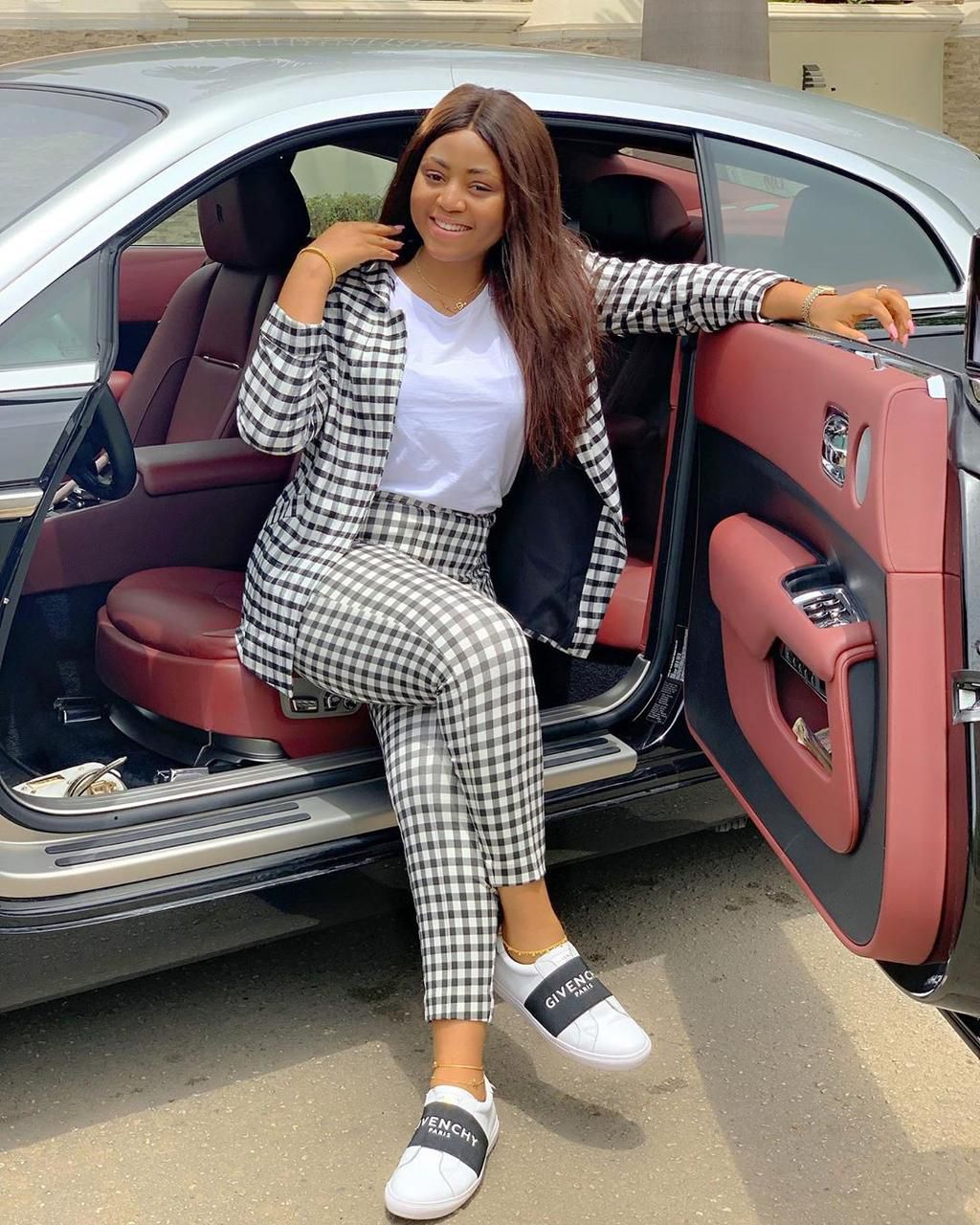 See photos of Regina Daniels' new Mercedes Benz G Wagon [Instagram/ReginaDaniels]