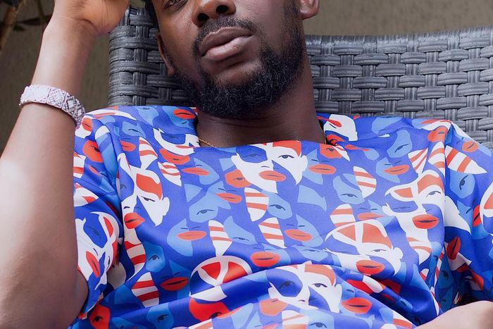 Adekunle Gold's father, Prince Hakeem Kosoko, has been buried in Lagos [Instagram/AdekunleGold]