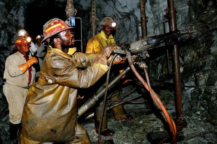 Miners working on a mining site [Von]