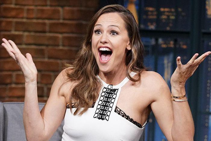 How Jennifer Garner Looks THAT Good At 47