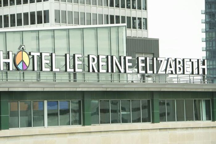 From May 26 to June 2, 1969, John Lennon and Yoko Ono received journalists from around the world who interviewed the couple in bed at The Queen Elizabeth hotel in Montreal, Canada