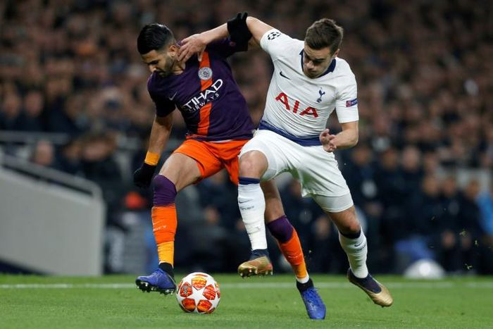 Tottenham midfielder Harry Winks has undergone groin surgery