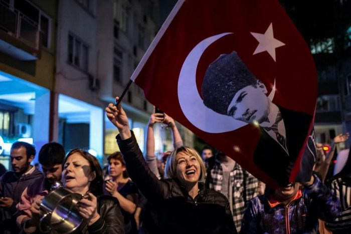 The decision to hold a fresh vote for mayor of Istanbul has provoked a chorus of domestic and international criticism