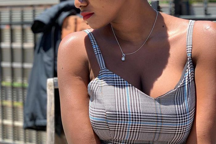 Simi has finally reacted to Naira Marley's arrest and she isn't really happy about his present predicament [Instagram/SymplySimi]