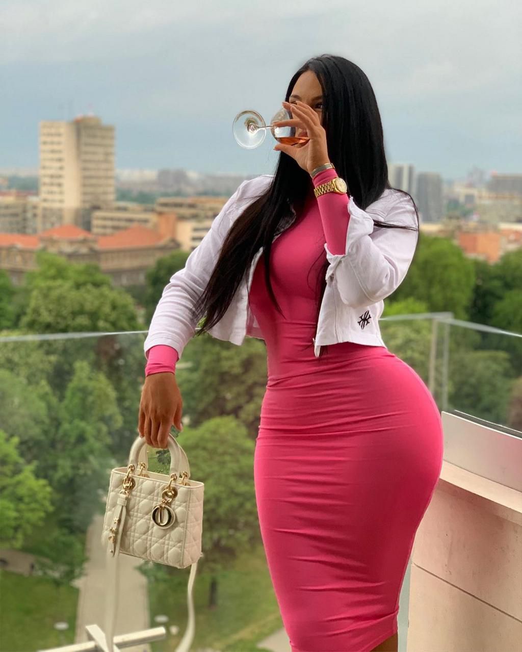 It may interest you guys to know that this is not the first time Sonia Lareinaa will be talking about her past struggles with depression [Instagram/SoniaLeReinaa]