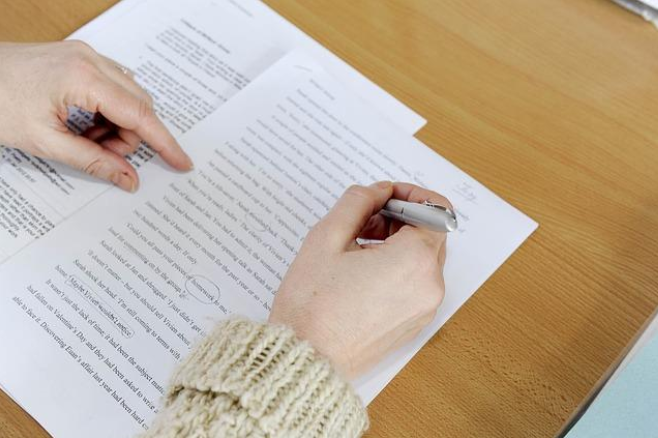 8 effective ways to quickly improve your essay writing skills