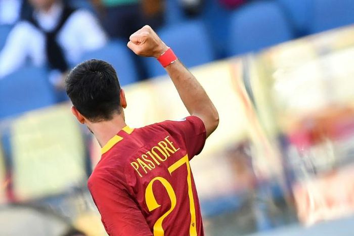 Javier Pastore scored his first league goal since September as Roma moved into the top four in Serie A