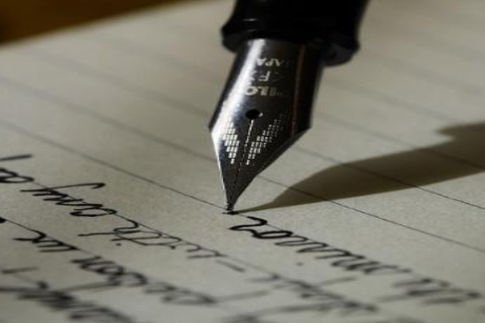 8 effective ways to quickly improve your essay writing skills