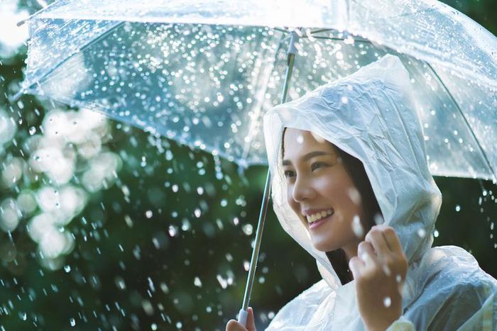 How To Get Rid Of Frizzy Hair Fast