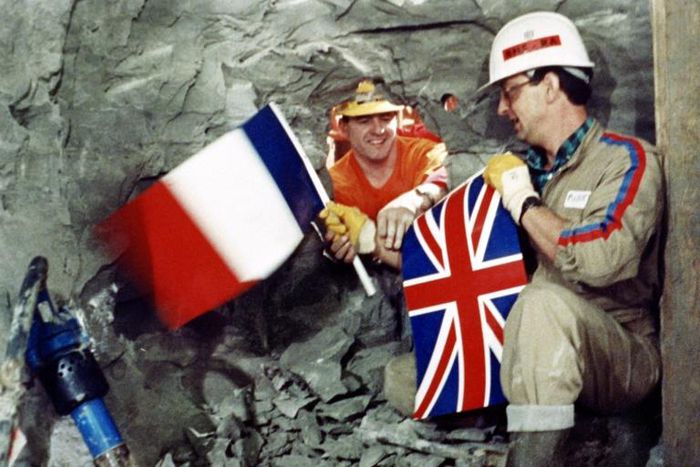 Tunnel workers Philippe Cozette from France (R) and Graham Fagg from England epitomised a continental connection via the Channel Tunnel, but that did not stop Fagg from voting for Britain to leave the European Union