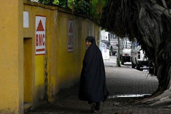 Muslims constitute about 10 percent of the Sri Lankan population of 21 million