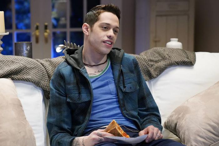 Pete Davidson Jokes About Living With His Mom