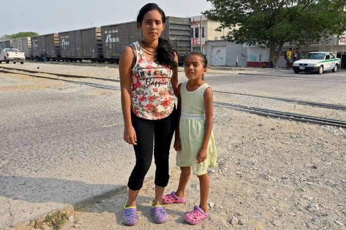 Honduran migrant Paola Orellana poses with her daughter Dariel in Arriaga, Chiapas, Mexico on April 26, 2019