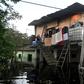 Water levels on the Paraguay River are rising at a rate of 4-5 centimeters (1.5-2 inches) every day