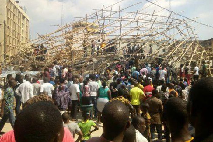 The building, which was under construction and located at No 9 Ezenwa Street, Onitsha, collapsed on Wednesday, May 22, 2019 [Titus Eleweke/Daily Trust]
