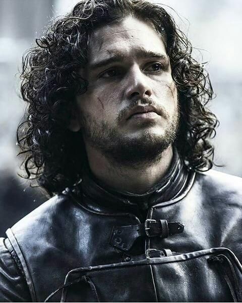 Kit Harington who was one of the biggest stars from the hit TV series 'Game Of Thrones' has checked into rehab over stress and alcohol [Instagram/KitHaringtonFanPage]