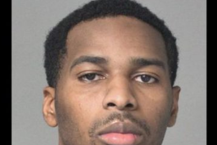 Ekwonna ( The Baltimore Sun)